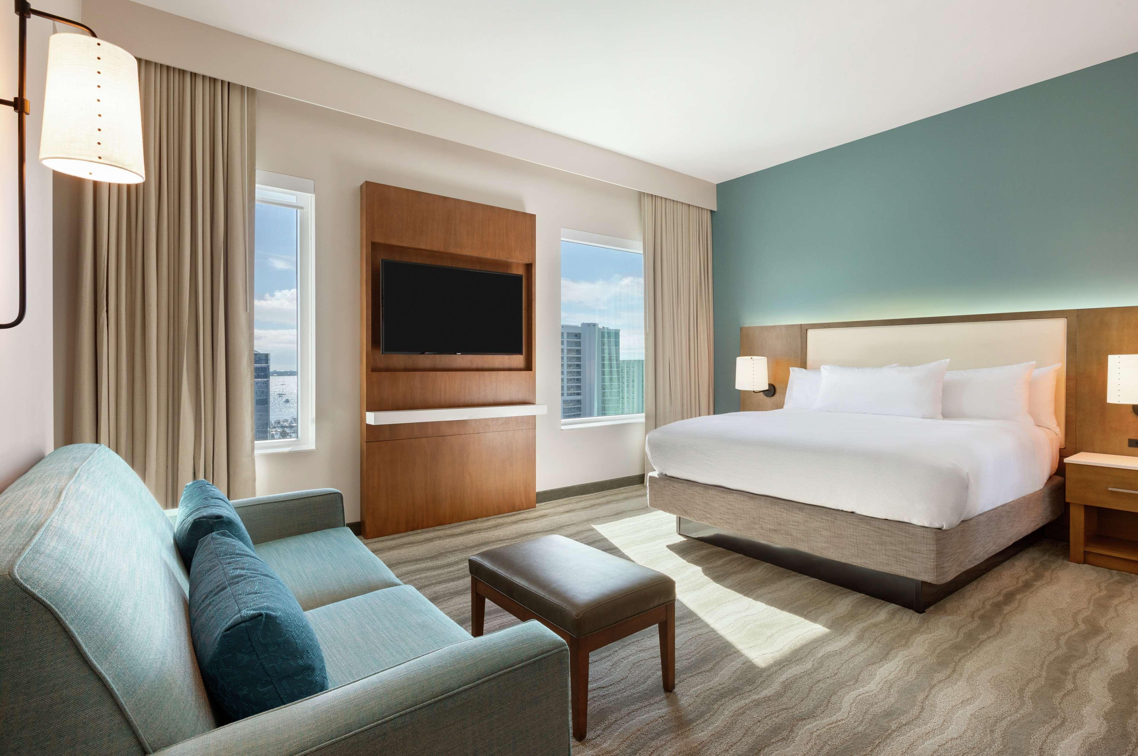 Embassy Suites By Hilton Sarasota Ngoại thất bức ảnh