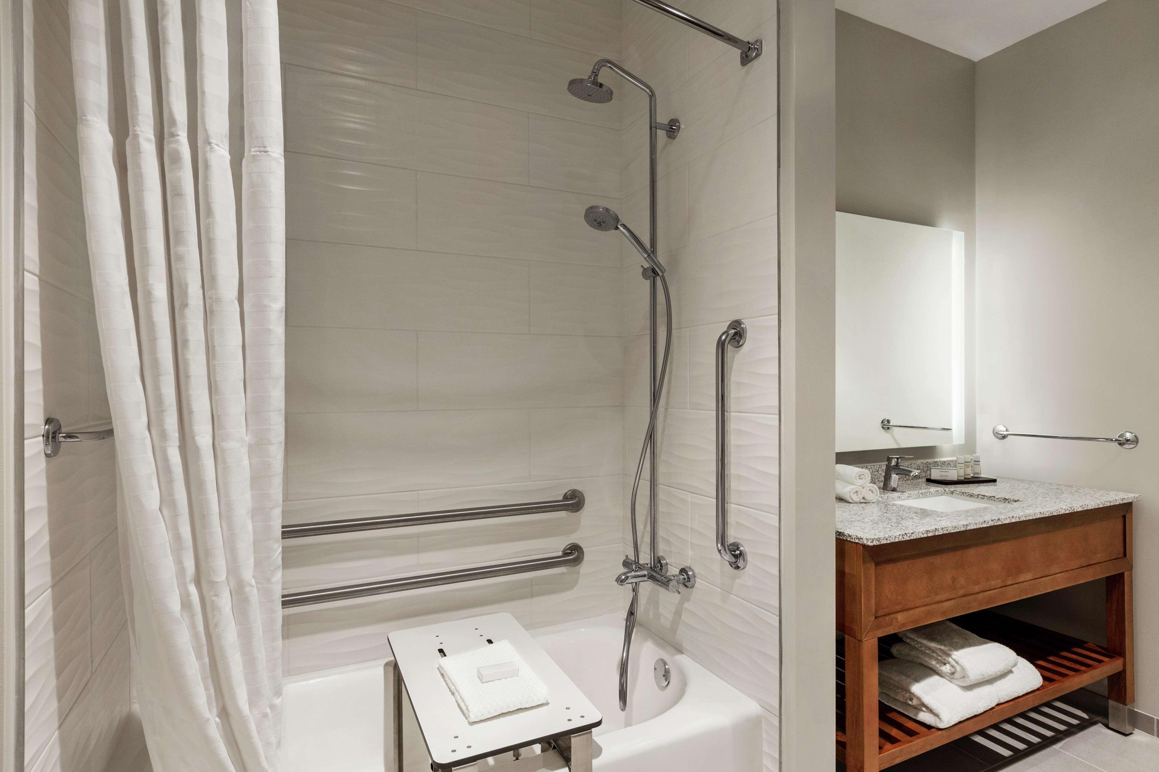 Embassy Suites By Hilton Sarasota Ngoại thất bức ảnh
