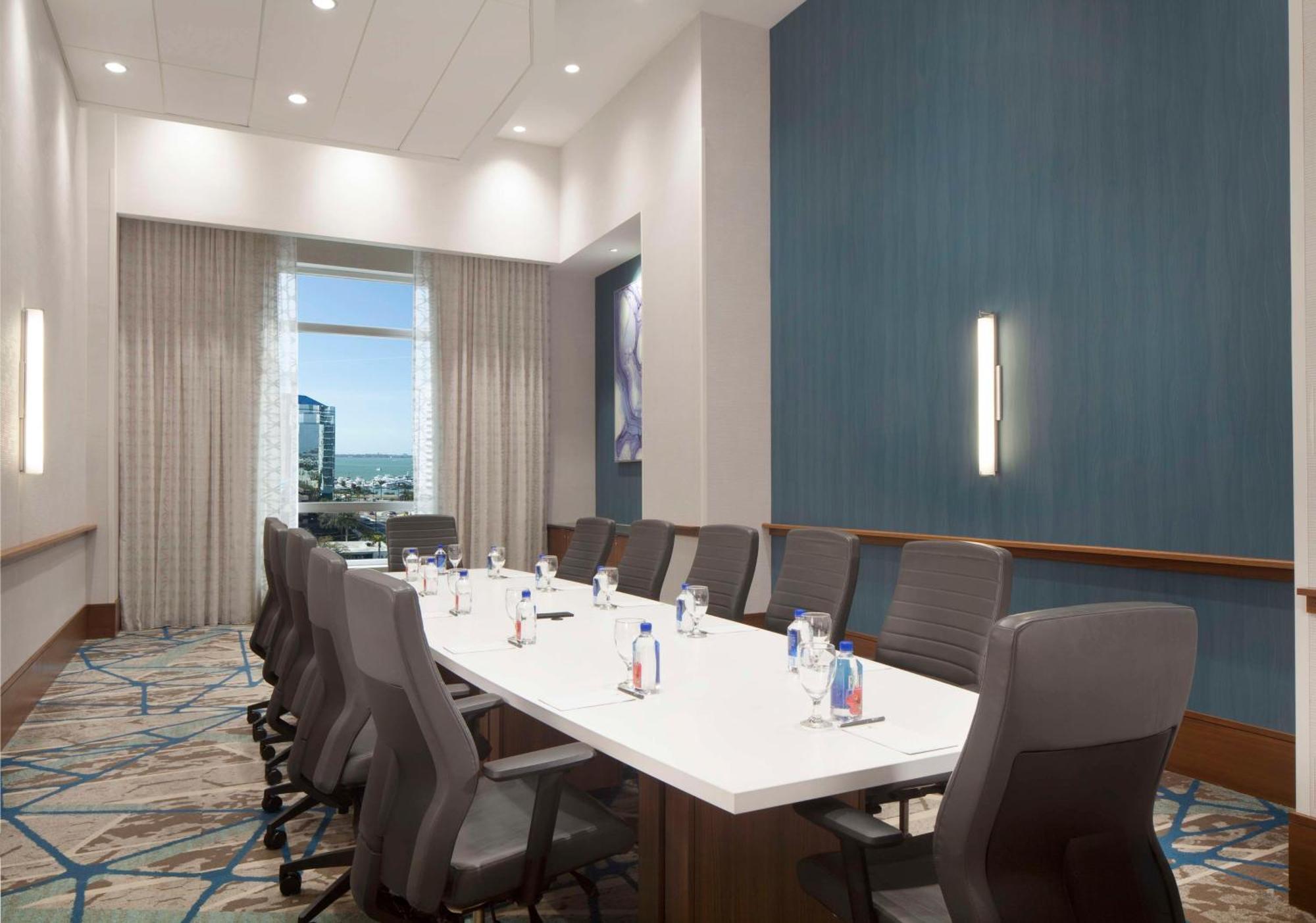 Embassy Suites By Hilton Sarasota Ngoại thất bức ảnh