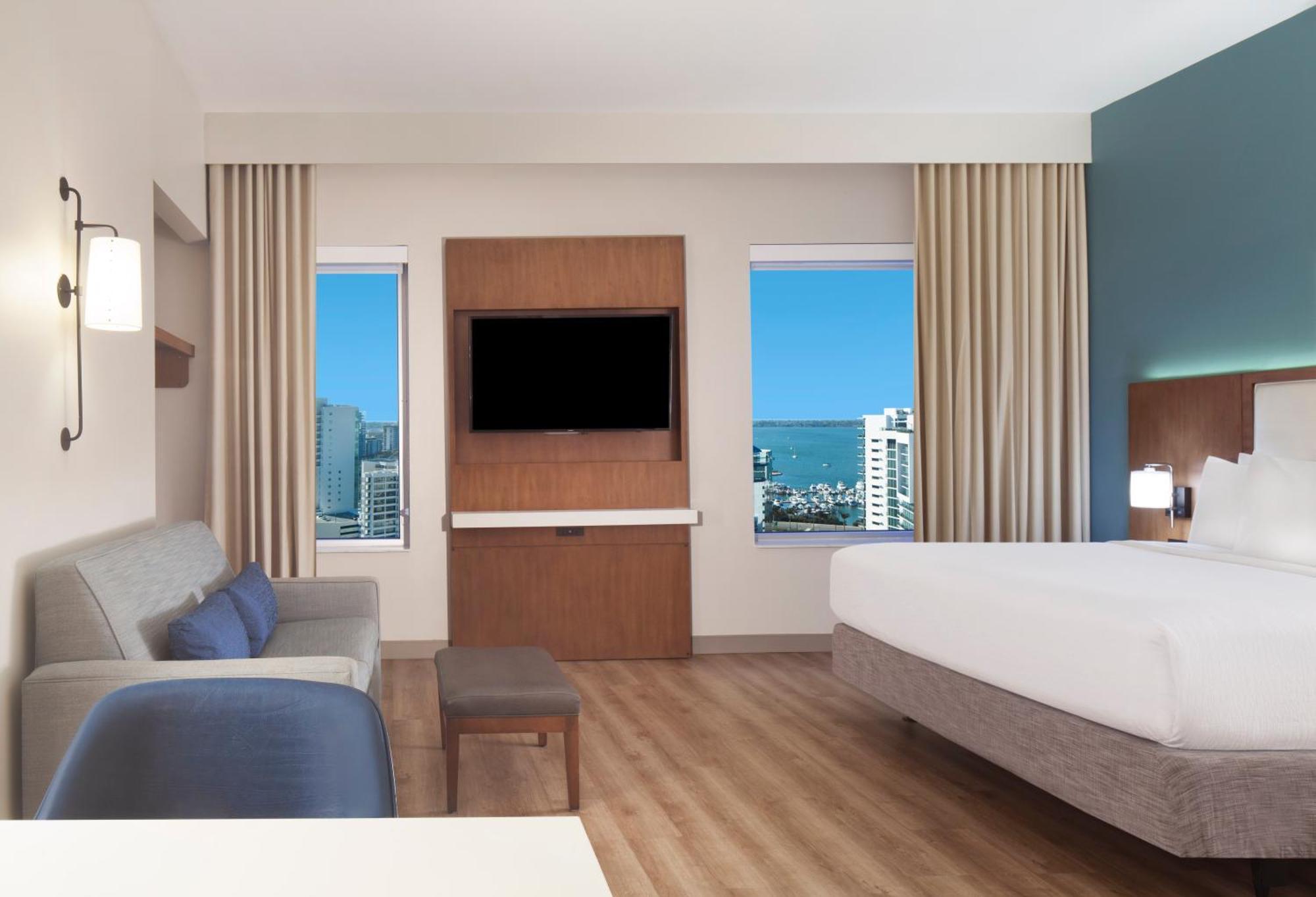 Embassy Suites By Hilton Sarasota Ngoại thất bức ảnh