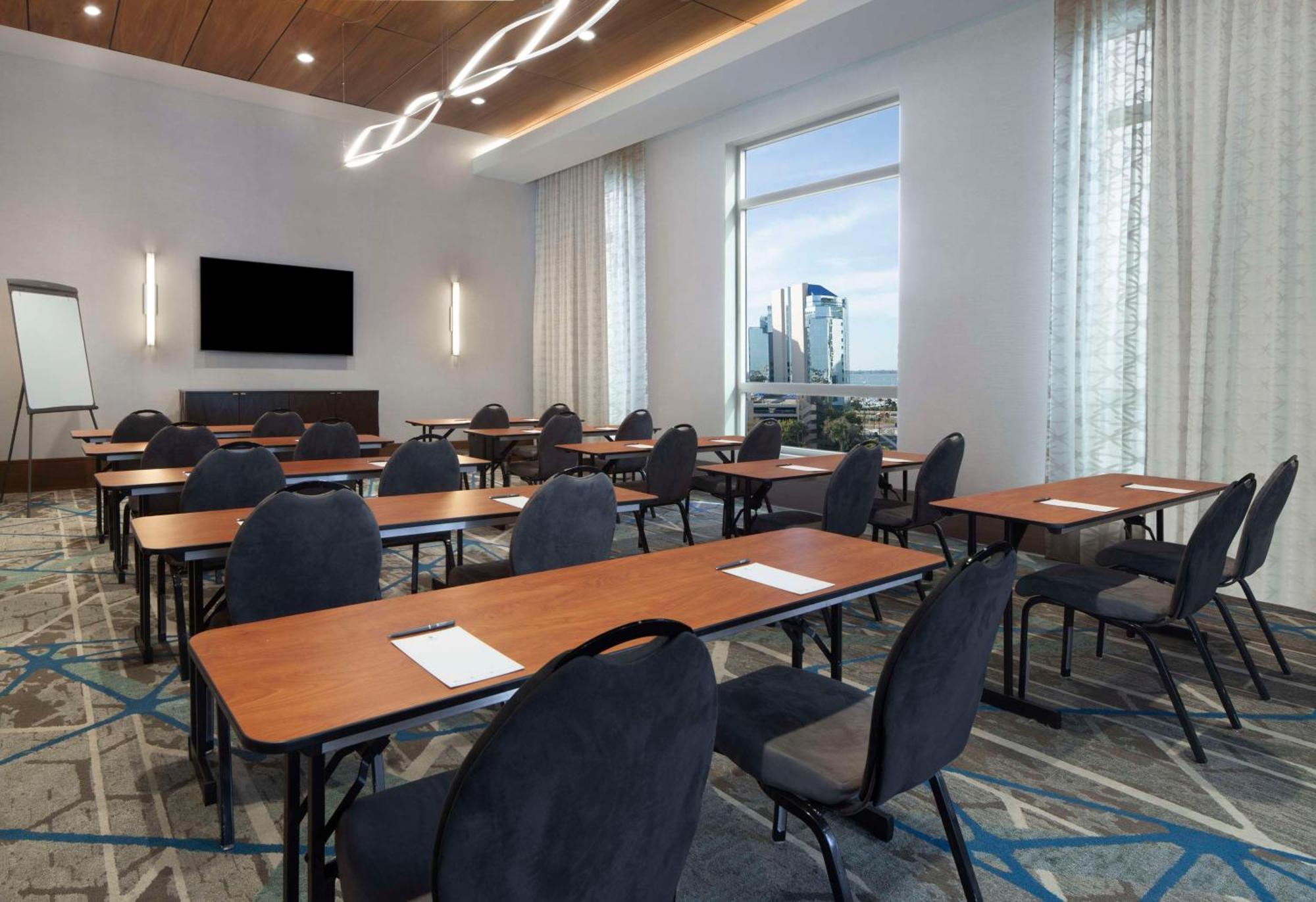 Embassy Suites By Hilton Sarasota Ngoại thất bức ảnh